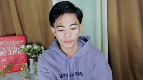 Snapshot of boynextdoor4ux chatting on 10.16.25 HI IM JAMES DONT FORGET GIVE ME THUMBS UP AND JOIN TO MY FANCLUB online show from 10.16.25