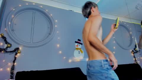 Snapshot of boysweet_boys chatting on 12.05.24 Paul and Max online show from 12.05.24