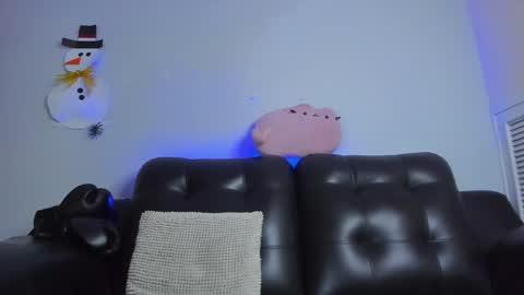 Snapshot of boysweet_boys chatting on 01.06.25 Paul and Max online show from 01.06.25