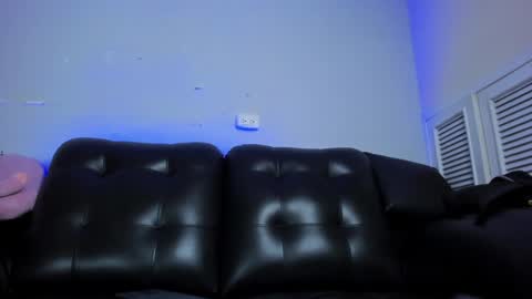 Snapshot of boysweet_boys chatting on 01.11.25 Paul and Max online show from 01.11.25