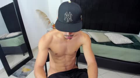 Snapshot of brad_usma chatting on 03.01.25 BRAD USMA online show from 03.01.25