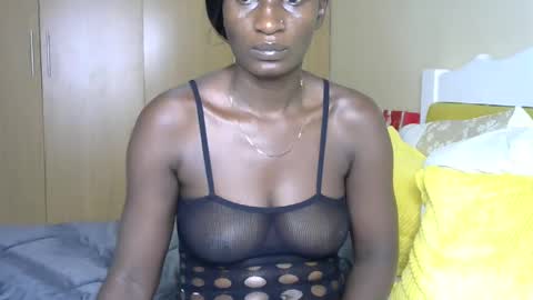 Snapshot of brat_bubble chatting on 02.16.25 brat_bubble online show from 02.16.25