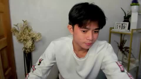 Snapshot of brazeen chatting on 09.19.25 brazeen online show from 09.19.25