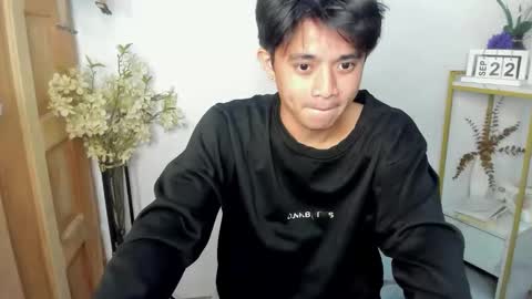 Snapshot of brazeen chatting on 09.21.25 brazeen online show from 09.21.25