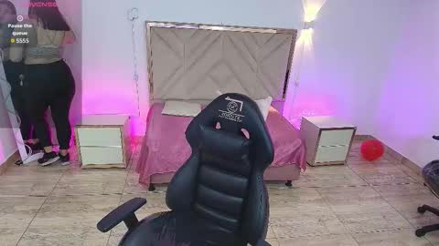 BRENDDA  online show from 10.07.25