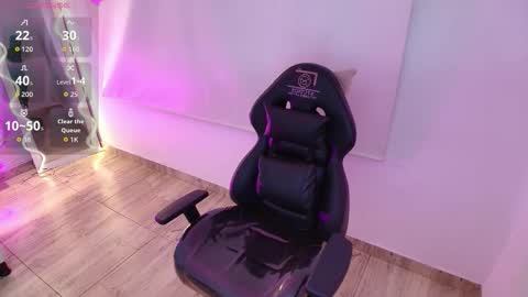 BRENDDA  online show from 11.26.25