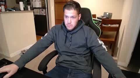 Snapshot of brettbwc89 chatting on 10.25.25 brettbwc89 online show from 10.25.25