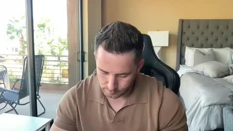 Snapshot of brettmycles chatting on 09.23.25 Brett Mycles online show from 09.23.25