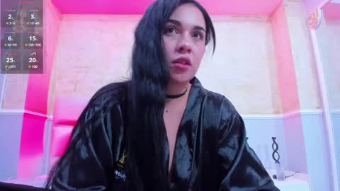 Snapshot of brianaguzman chatting on 01.30.25 online show from 01.30.25