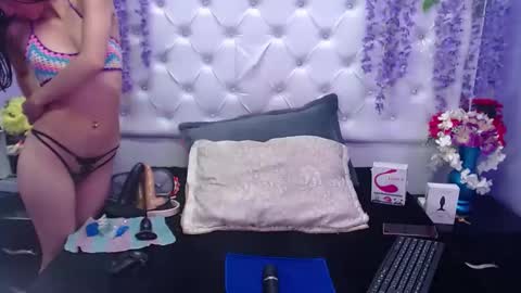 Snapshot of brithany_adms chatting on 01.20.25 Brithany online show from 01.20.25