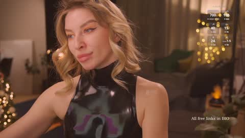 Snapshot of bronnica chatting on 12.29.24 Anna online show from 12.29.24