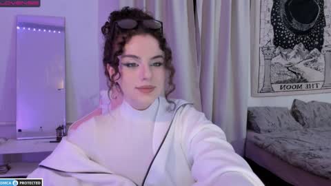Snapshot of brookchills chatting on 02.11.25 Brook  Help me collect 100 reactions  online show from 02.11.25