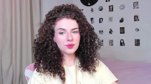 Snapshot of brookchills chatting on 09.13.25 Brook  Help me collect 100 reactions  online show from 09.13.25