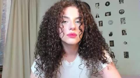 Snapshot of brookchills chatting on 09.14.25 Brook  Help me collect 100 reactions  online show from 09.14.25