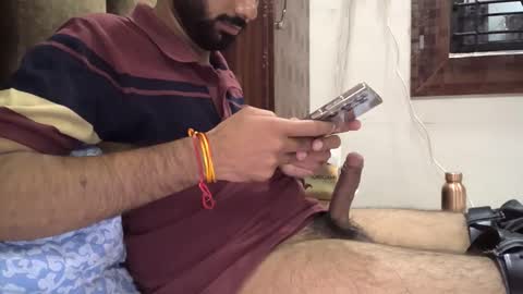 Snapshot of brownie_cake chatting on 11.19.25 brownie_cake online show from 11.19.25