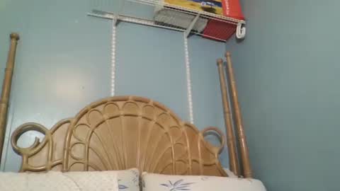 Snapshot of brownsugar0910 chatting on 09.16.25 EtherealLilac online show from 09.16.25