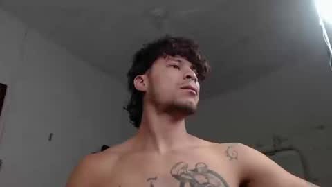 Snapshot of brucewayne1_ chatting on 09.11.25 brucewayne1_ online show from 09.11.25