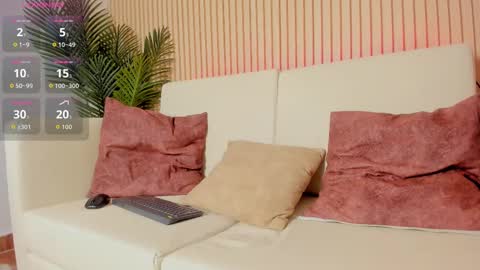 Snapshot of brunette__boy chatting on 09.20.25 Luis online show from 09.20.25
