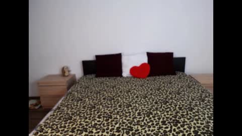 Ellis online show from 12.04.24