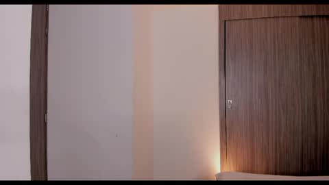 Snapshot of brunnahart chatting on 10.16.25 online show from 10.16.25