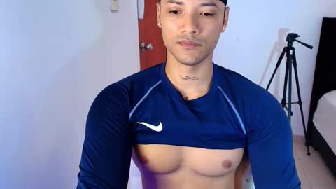 Snapshot of bryan_boy_ chatting on 09.21.25 bryan online show from 09.21.25