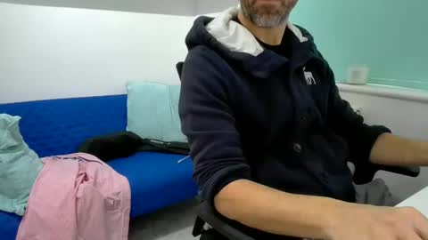 Snapshot of bubblebumdave chatting on 12.03.24 Bubblebum online show from 12.03.24