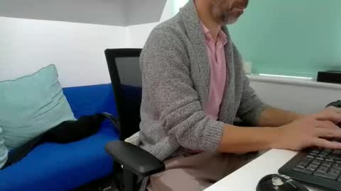 Snapshot of bubblebumdave chatting on 09.23.25 Bubblebum online show from 09.23.25