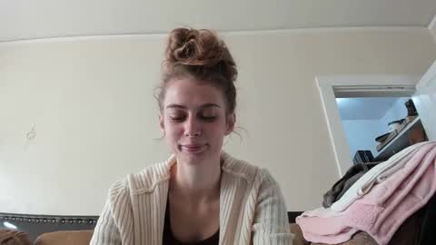 Snapshot of buffybarloe chatting on 12.14.24 Buffy online show from 12.14.24