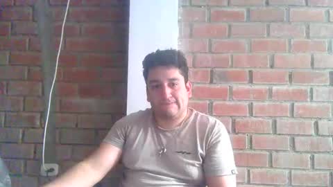 Snapshot of builtfpleasure chatting on 11.07.25 builtfpleasure online show from 11.07.25