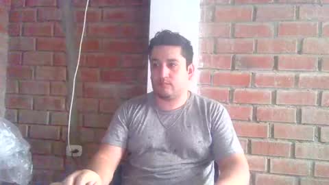 Snapshot of builtfpleasure chatting on 11.10.25 builtfpleasure online show from 11.10.25