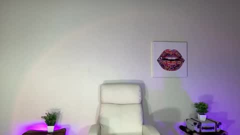 BUNNIE and THE DUDE TheLebowskis online show from 11.22.25