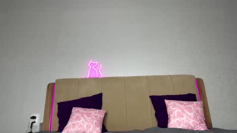 Snapshot of bunny_bonny chatting on 02.11.25 Alice online show from 02.11.25