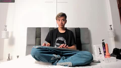 bunny online show from 02.19.25