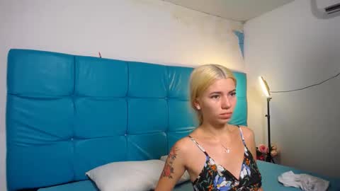 Snapshot of bunny_petit chatting on 10.14.25 Buny online show from 10.14.25