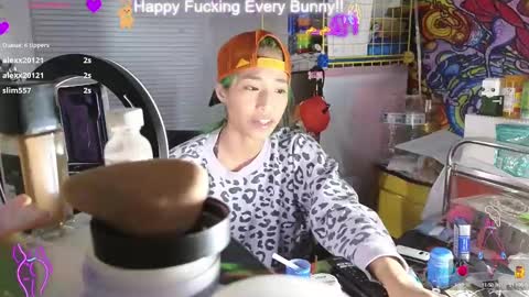 Snapshot of bunnycheekz chatting on 01.27.25 Tokki  bunny  online show from 01.27.25