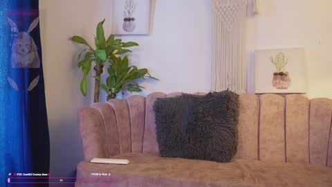 Snapshot of bunnycute_shy chatting on 01.09.25 30 Off online show from 01.09.25