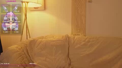Snapshot of bunnycute_shy chatting on 10.18.25 30 Off online show from 10.18.25