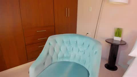 Snapshot of buunnyyhot chatting on 03.07.25 Rosse online show from 03.07.25