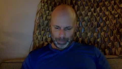 Snapshot of buurman1982isback chatting on 10.28.25 buurman1982isback online show from 10.28.25