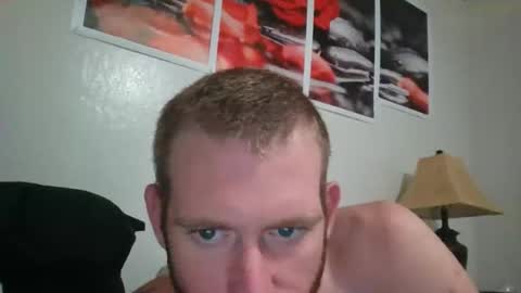 Snapshot of bwcwhiteboy94 chatting on 10.25.25 bwcwhiteboy94 online show from 10.25.25