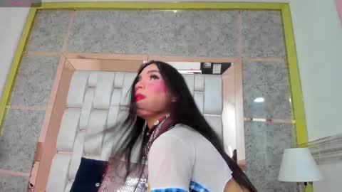 Snapshot of bylie_hills chatting on 01.25.25 bylie_hills online show from 01.25.25