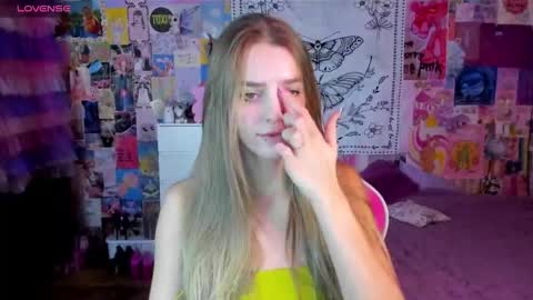 Emily  online show from 11.06.25