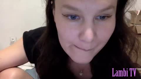 Snapshot of caffeinated_lamb chatting on 12.07.24 Lamb online show from 12.07.24