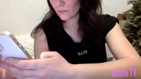 Snapshot of caffeinated_lamb chatting on 01.18.25 Lamb online show from 01.18.25