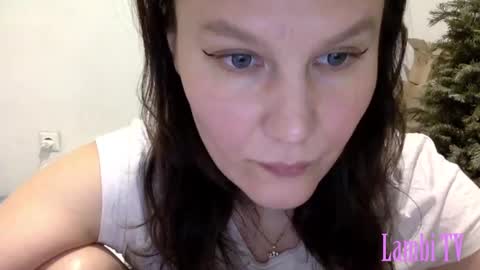 Snapshot of caffeinated_lamb chatting on 01.29.25 Lamb online show from 01.29.25