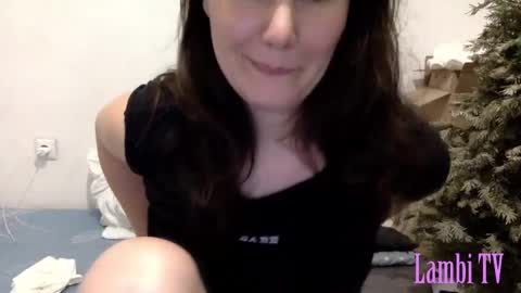 Snapshot of caffeinated_lamb chatting on 03.07.25 Lamb online show from 03.07.25