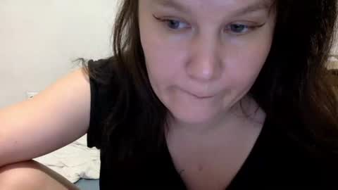 Snapshot of caffeinated_lamb chatting on 09.16.25 Lamb online show from 09.16.25