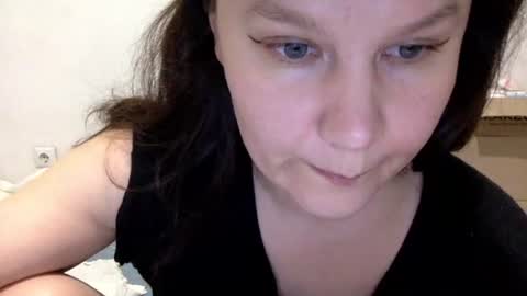 Snapshot of caffeinated_lamb chatting on 10.09.25 Lamb online show from 10.09.25