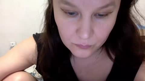 Snapshot of caffeinated_lamb chatting on 10.12.25 Lamb online show from 10.12.25