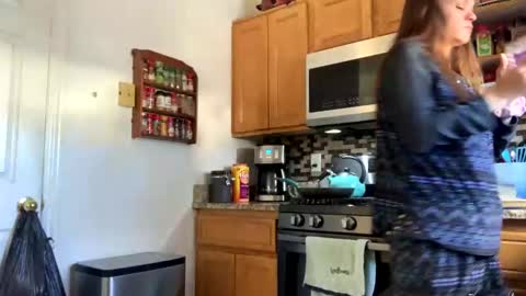 Snapshot of calishop1 chatting on 12.15.24 calishop1 online show from 12.15.24